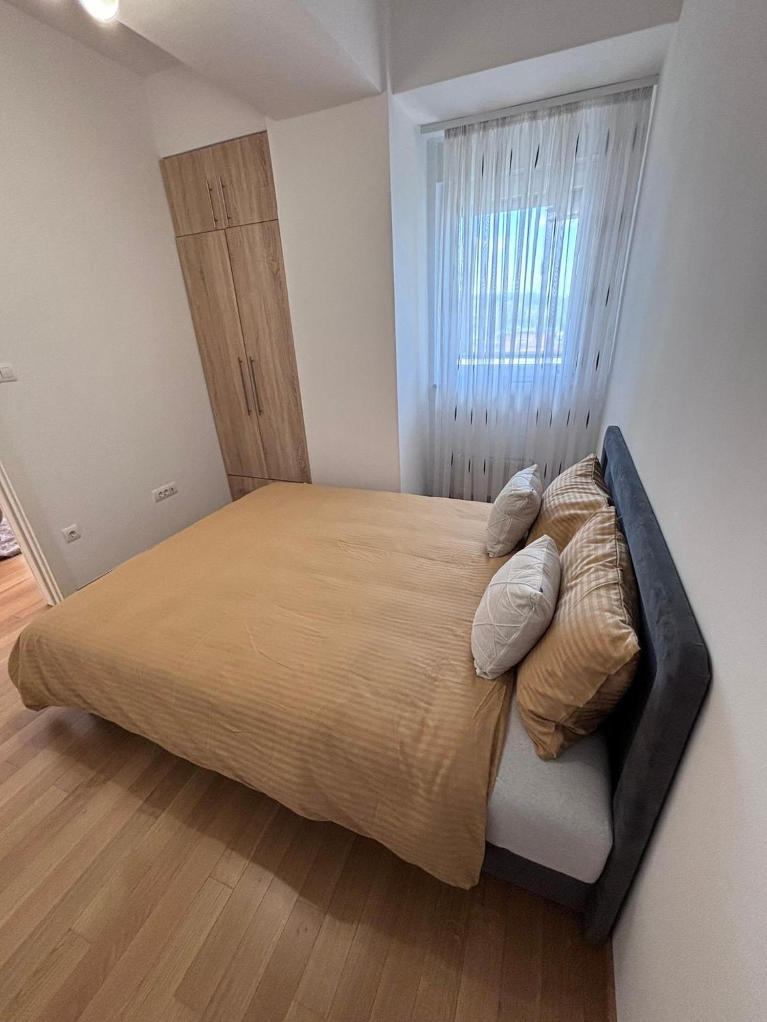 דירות באניה לוקה R-Residency Tower מראה חיצוני תמונה